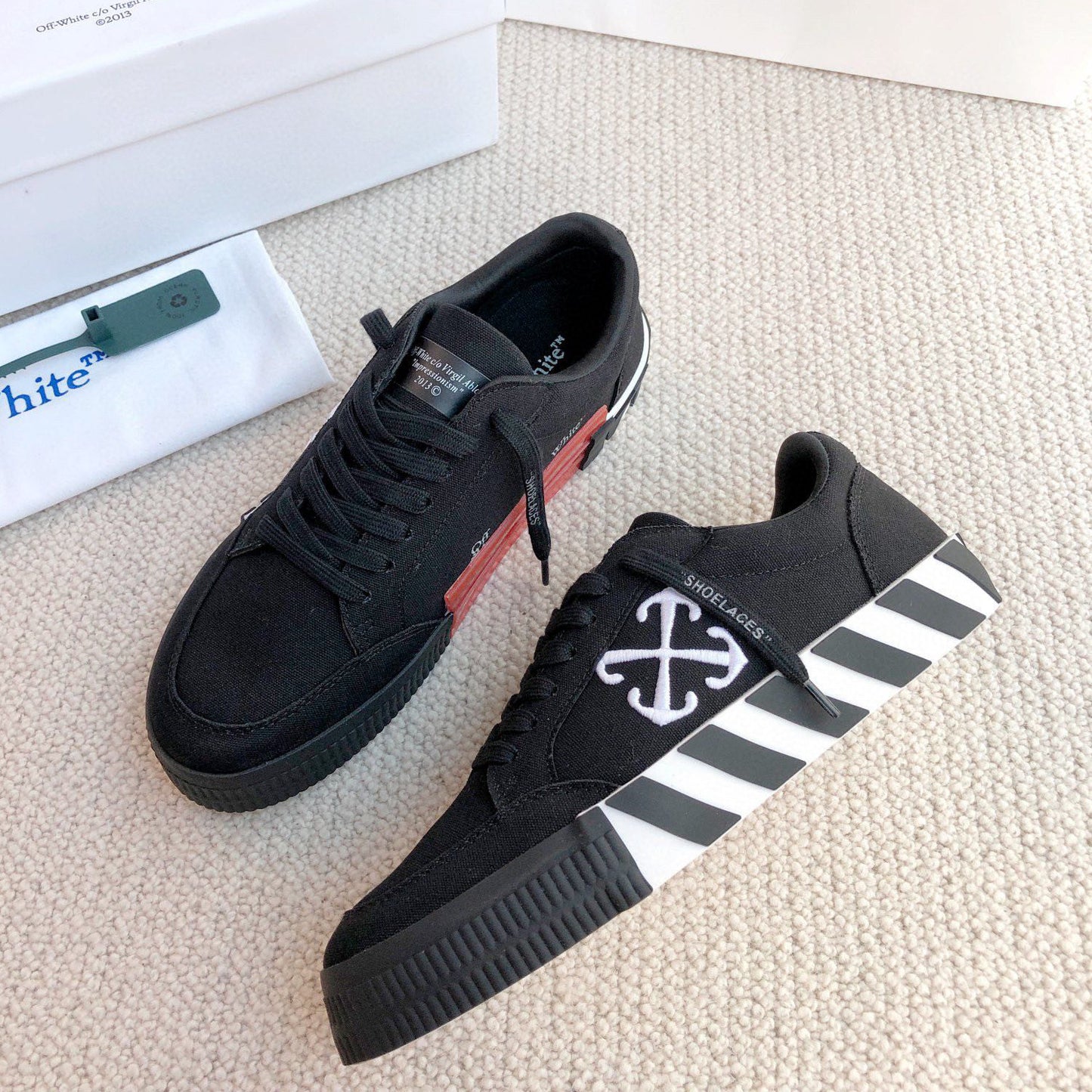 SOLA-OFF Leather shoes