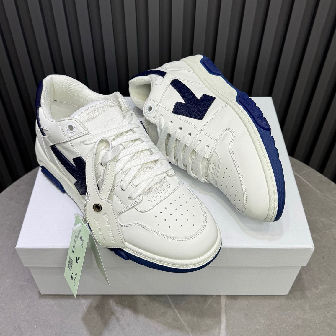 SOLA-OFF Leather shoes